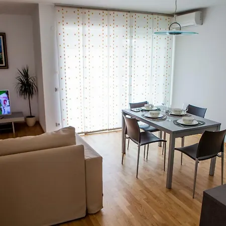 Lunta 2 Apartman Krk Town